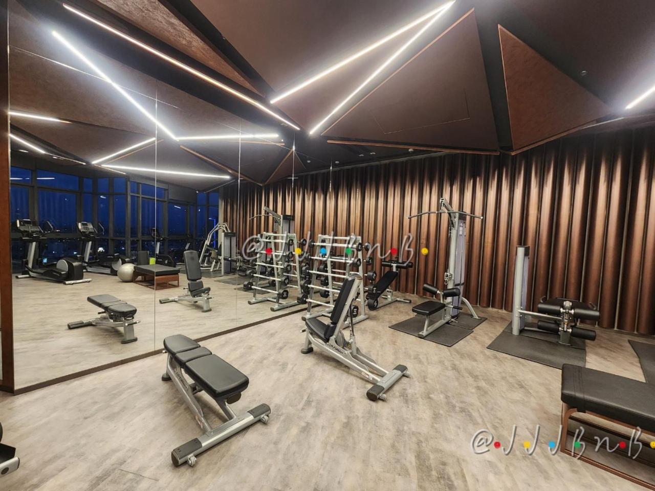 Edge Central Pattaya By Jjj Exterior photo